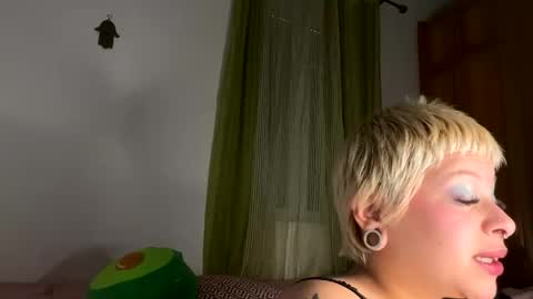 Samymoon online show from March 26, 8:27 am