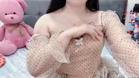 sanami_sian_ online show from May 17, 10:36 am
