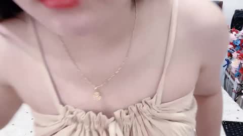 sanami_sian_ online show from May 19, 1:56 am