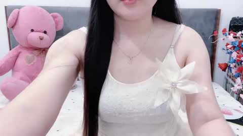 sanami_sian_ online show from May 21, 1:58 am