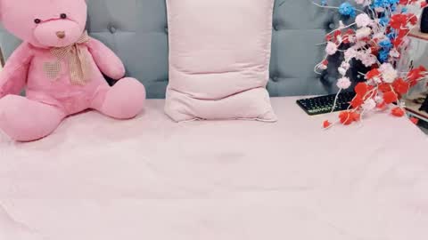 sanami_sian_ online show from February 3, 6:40 am