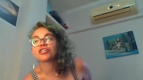 Sandra online show from May 23, 4:38 pm