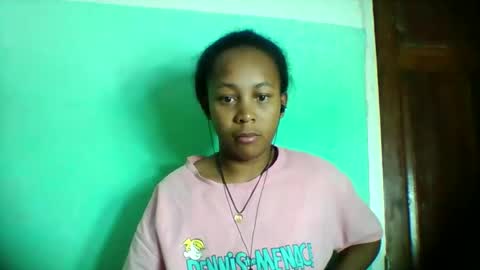 sandra1253099 online show from May 13, 6:24 pm