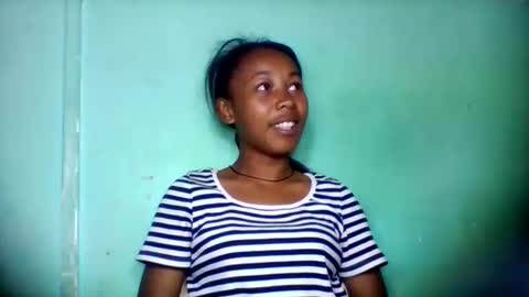 sandra1253099 online show from May 28, 5:38 am