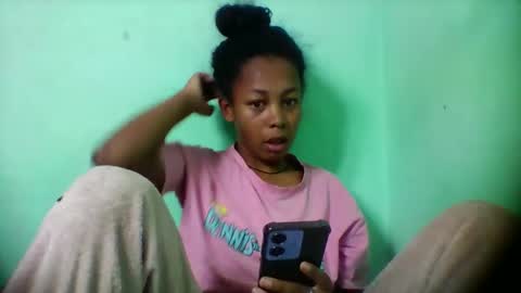 sandra1253099 online show from May 11, 2:45 pm