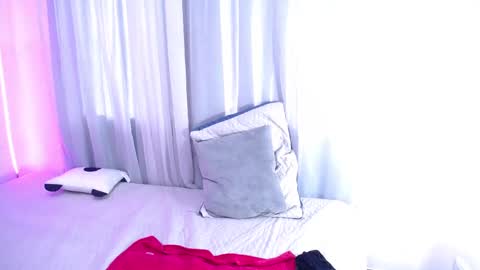 sandra_crowley online show from October 3, 8:25 pm