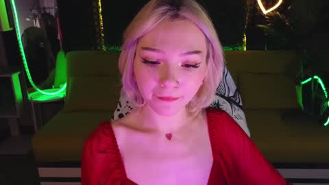 Sandy  online show from January 13, 1:13 am