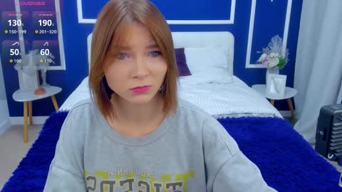 Snapshot of sandraleone chatting on October 9, 7:56 am SaraLeone online show from October 9, 7:56 am
