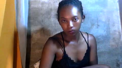 sandrine718 online show from January 15, 2:01 pm