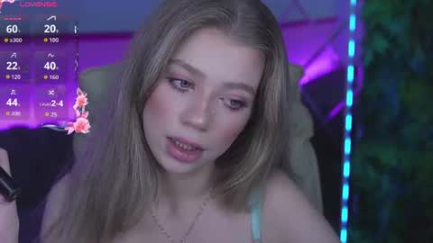 Sandy online show from August 3, 8:03 pm