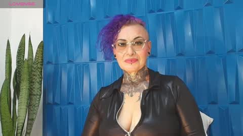 Sandy Rose online show from January 28, 5:46 pm