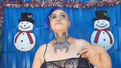 Sandy Rose online show from December 19, 9:16 pm