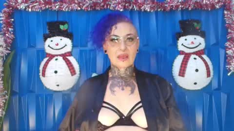 Sandy Rose online show from December 5, 5:06 pm