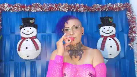 Sandy Rose online show from December 4, 5:55 pm