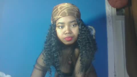 saniazzhh online show from April 9, 8:25 pm