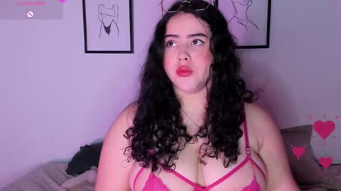 Snapshot of sansaleya69 chatting on February 13, 2:01 am sansaleya online show from February 13, 2:01 am