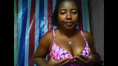 Sansia9794 online show from February 20, 8:05 am