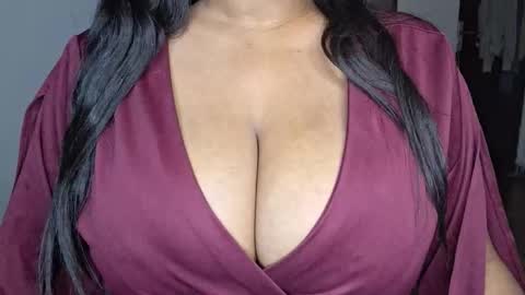 sanvi13 online show from January 16, 11:12 pm