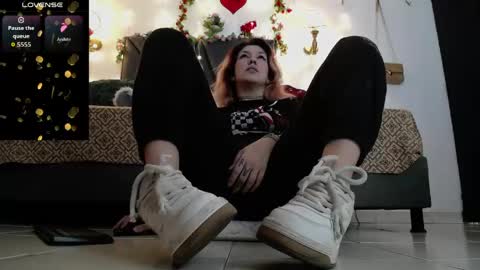 sanyaseraphine0 online show from May 7, 10:02 pm