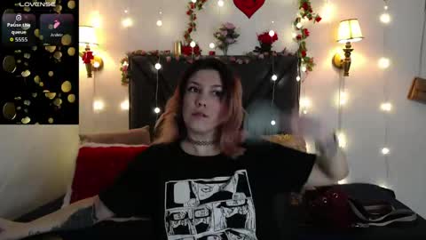 sanyaseraphine0 online show from May 18, 7:09 pm