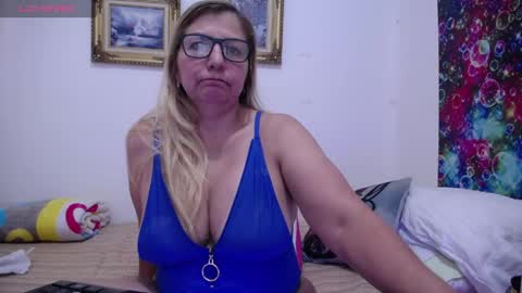 sara online show from May 27, 4:04 pm