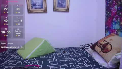 sara online show from November 25, 9:48 pm