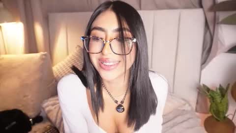 Sara  online show from March 10, 3:43 am