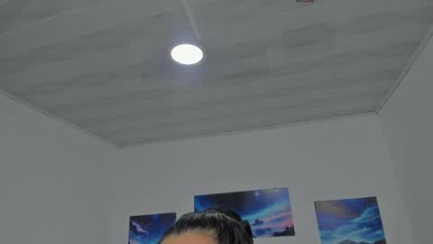 sara allenx online show from December 8, 7:22 pm
