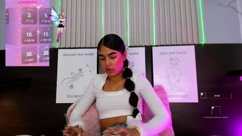 Snapshot of sara_as_ chatting on September 19, 3:44 pm sara_as_ online show from September 19, 3:44 pm