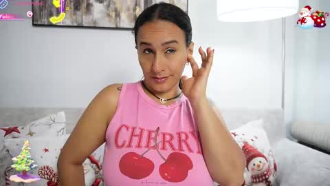   online show from December 22, 11:57 am