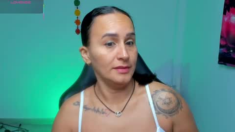   online show from May 13, 11:05 am