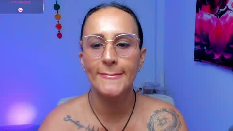   online show from May 11, 4:04 pm