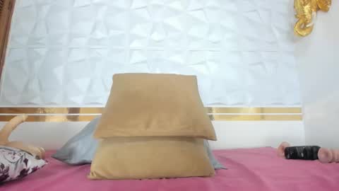 Sara Collins online show from March 10, 12:31 pm