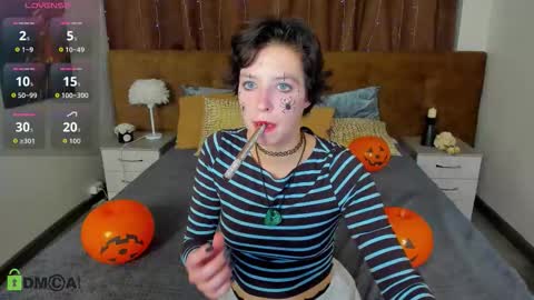 Sarah online show from October 25, 5:26 am