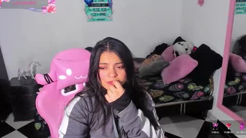 sara gonzalez online show from September 25, 4:55 am