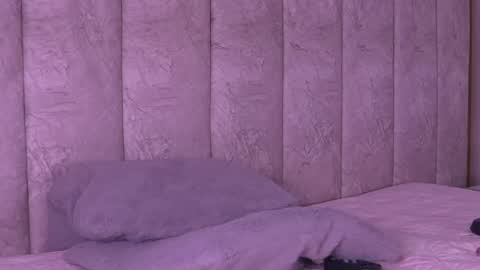 sara_lopee1 online show from May 11, 2:45 pm