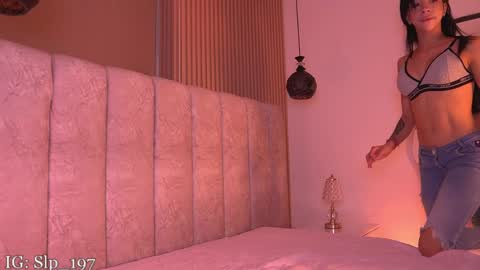 sara_lopee1 online show from May 4, 11:58 am