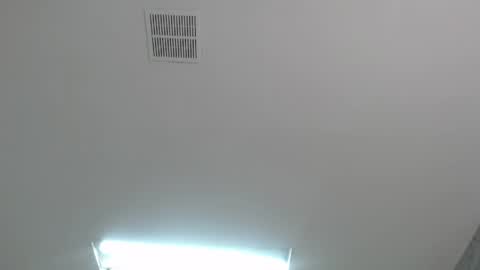 Sara  online show from March 31, 4:07 pm