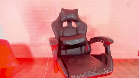 Sara Love online show from May 22, 4:10 am