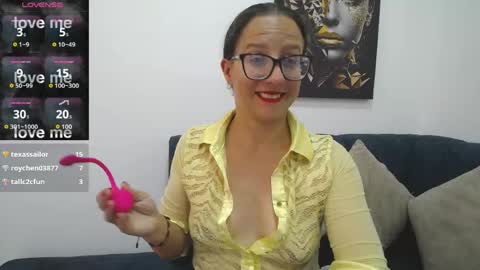Sara   online show from May 9, 8:55 pm
