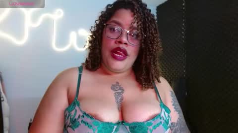 sara online show from October 22, 2:38 am