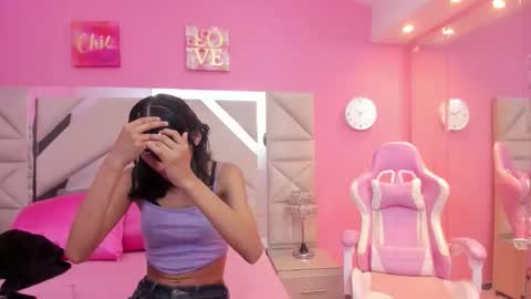 sara_naomi online show from September 22, 7:23 pm
