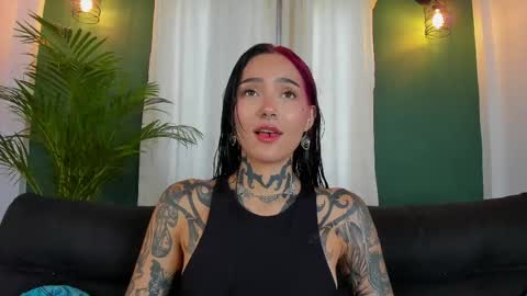 Sara online show from May 6, 3:16 pm