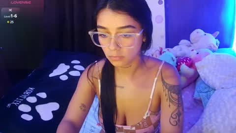 sara_ramirez0 online show from January 9, 3:26 am