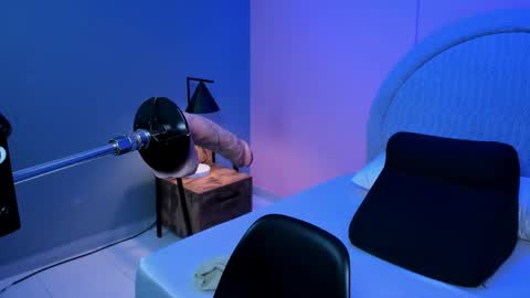 Sara  online show from March 22, 10:05 pm