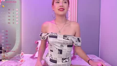Snapshot of sara_slim_ chatting on September 24, 3:33 pm sara_slim_ online show from September 24, 3:33 pm