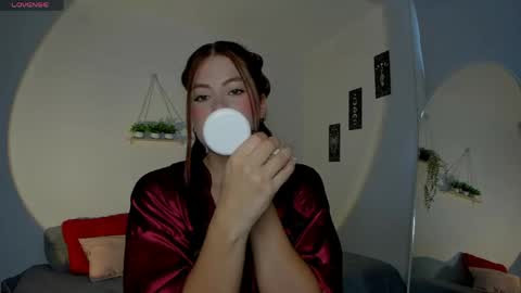 sara_sweett9 online show from May 26, 12:37 pm