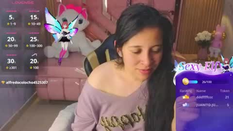 Sara T. online show from June 18, 9:14 am