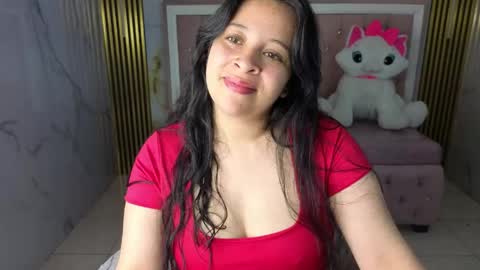 Sara T. online show from May 20, 3:14 am