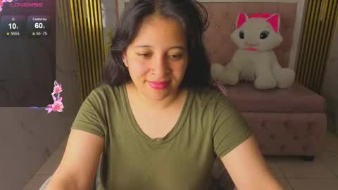 Sara T. online show from May 15, 4:05 am